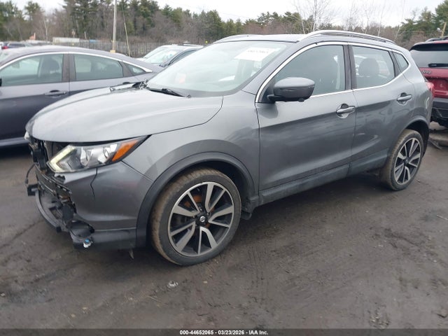 JN1BJ1CR2JW253750 Nissan Rogue Sport Sl