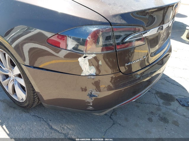 2014 TESLA MODEL S 5YJSA1H18EFP28716 Photo 5