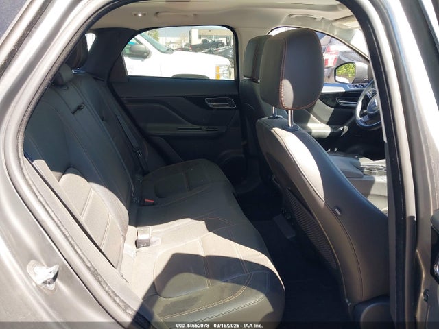 2017 JAGUAR F-PACE SADCK2BN2HA085316 Photo 7