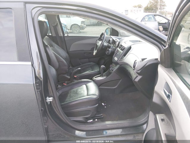 1G1JE5SB1F4208366 Chevrolet Sonic Ltz Auto