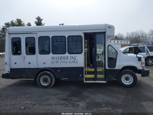 Ford E-350 Cutaway 2014 1FDEE3FL6EDA34370 Image 13