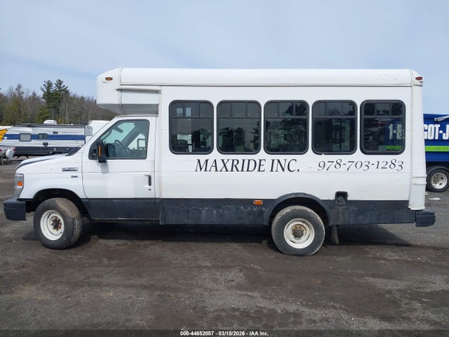 Ford E-350 Cutaway 2014 1FDEE3FL6EDA34370 Image 14