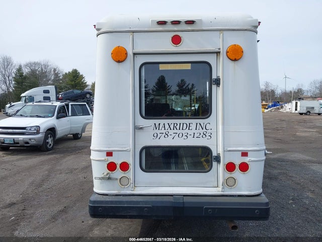 Ford E-350 Cutaway 2014 1FDEE3FL6EDA34370 Image 15