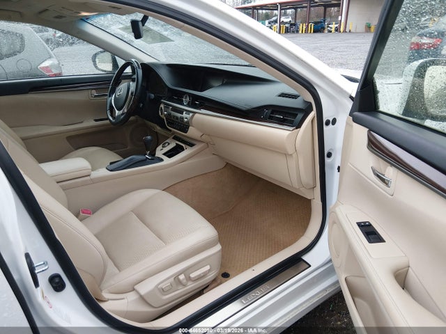 Aukcja sprzedaży 2014 Lexus Es 350, vin: JTHBK1GG0E2139986, numer aukcji: 44652090