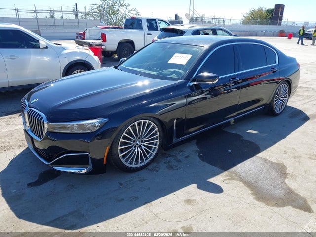 WBA7T2C07MCG11001 BMW 740I
