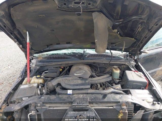 44652118 :رقم المزاد ، 3GNEC13T22G121479 vin ، 2002 Chevrolet Avalanche 1500 مزاد بيع
