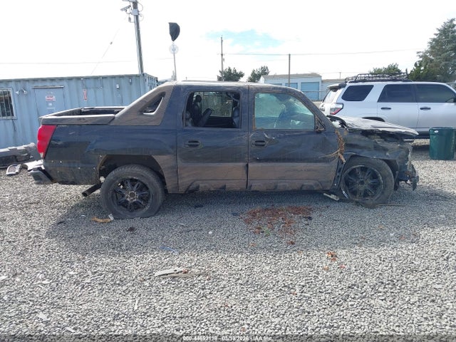 44652118 :رقم المزاد ، 3GNEC13T22G121479 vin ، 2002 Chevrolet Avalanche 1500 مزاد بيع