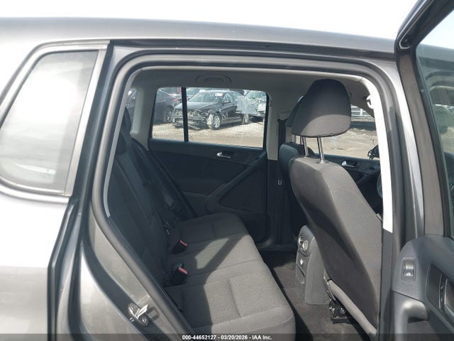 2012 Volkswagen Tiguan S მანქანა იყიდება აუქციონზე, vin: WVGBV7AX9CW000767, აუქციონის ნომერი: 44652127