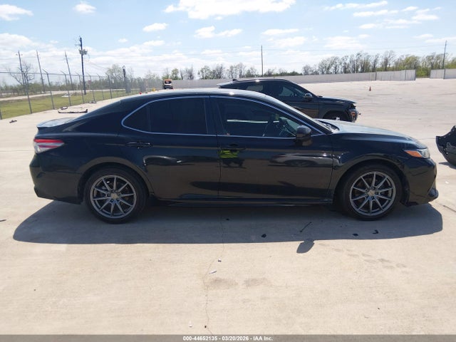 4T1B11HK6JU676430 Toyota CAMRY SE