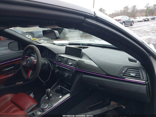 2015 BMW M4 WBS3U9C52FJ968349 Photo 4