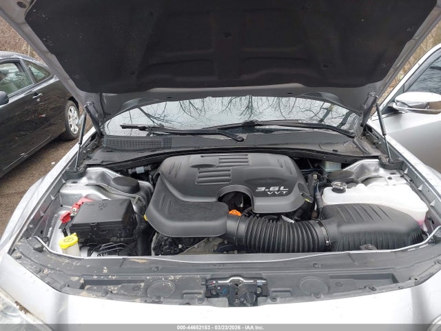 2017 CHRYSLER 300C 2C3CCAKG1HH571240 Photo 9