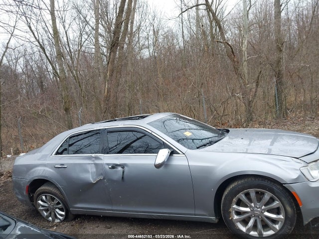 Продажа на аукционе авто 2017 Chrysler 300c Awd, vin: 2C3CCAKG1HH571240, номер лота: 44652153