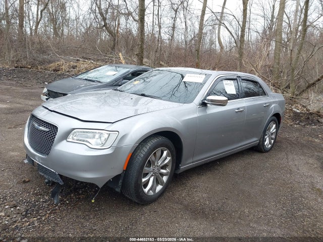 2017 CHRYSLER 300C 2C3CCAKG1HH571240 Photo 1
