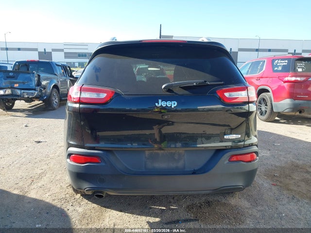 Продажа на аукционе авто 2016 Jeep Cherokee Latitude, vin: 1C4PJLCB7GW264883, номер лота: 44652161