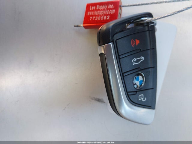 44652189 :رقم المزاد ، WBA5P9C07MFL31692 vin ، 2021 Bmw 330e Xdrive مزاد بيع