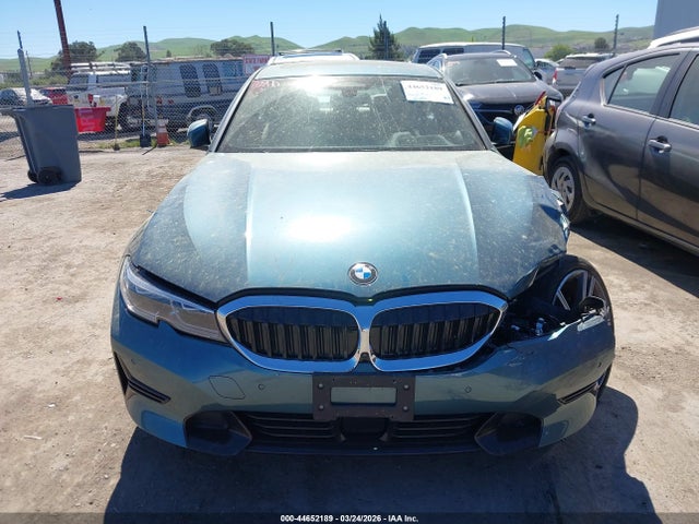 44652189 :رقم المزاد ، WBA5P9C07MFL31692 vin ، 2021 Bmw 330e Xdrive مزاد بيع