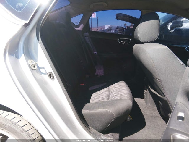 3N1AB7AP2KY430840 Nissan SENTRA SV
