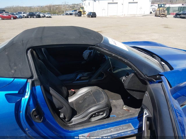 2015 CHEVROLET CORVETTE 1G1YE3D70F5108877 Photo 4