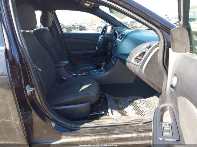 44652221 :رقم المزاد ، 1B3BD1FB3BN572909 vin ، 2011 Dodge Avenger Mainstreet مزاد بيع