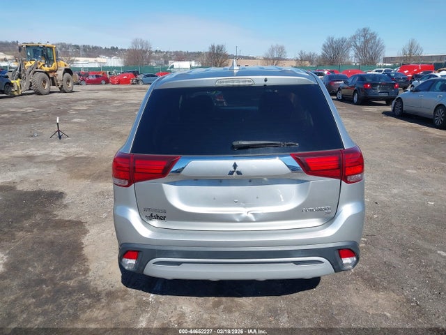 Mitsubishi Outlander Se 2019 JA4AZ3A32KZ046233 Image 16