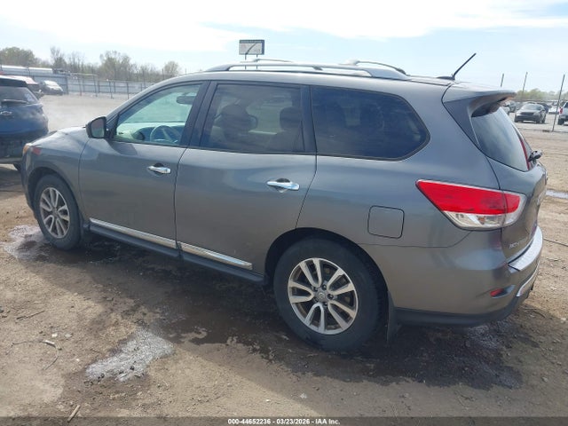 2015 NISSAN PATHFINDER 5N1AR2MNXFC711073 Photo 2
