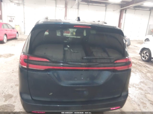 2025 Chrysler Pacifica Limited მანქანა იყიდება აუქციონზე, vin: 2C4RC1GG9SR513022, აუქციონის ნომერი: 44652251
