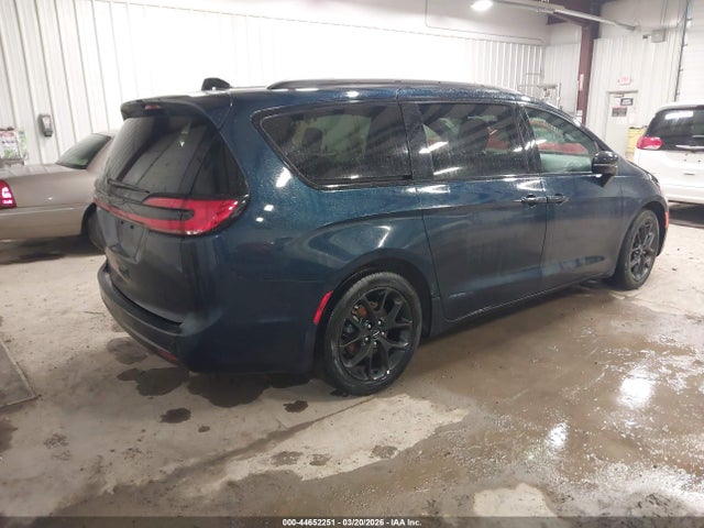 2025 CHRYSLER PACIFICA 2C4RC1GG9SR513022 Photo 3