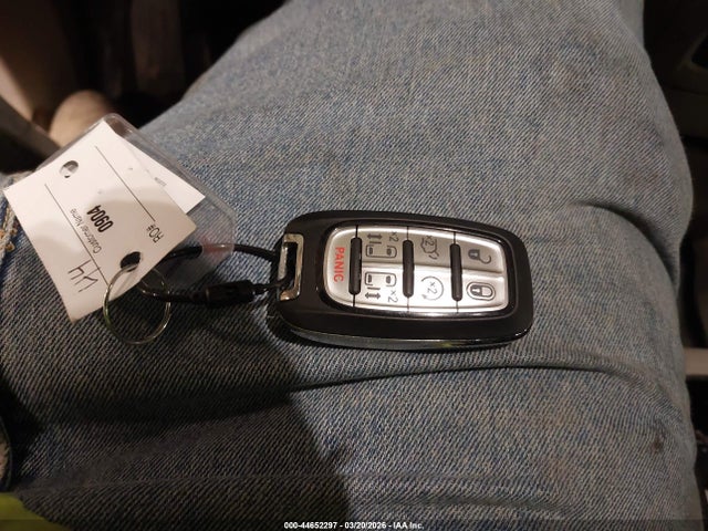 2024 CHRYSLER VOYAGER 2C4RC1CG9RR171796 Photo 10