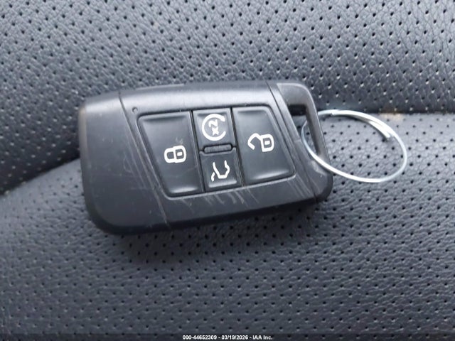 44652309 :رقم المزاد ، 3VV2X7B21PM305527 vin ، 2023 Volkswagen Taos 1.5t Sel مزاد بيع