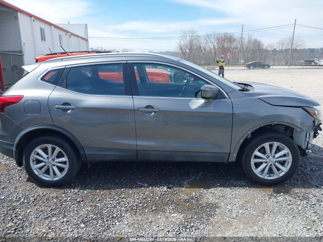 JN1BJ1CR4HW130901 Nissan Rogue Sport Sv