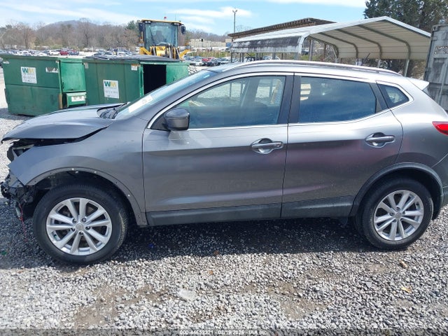 JN1BJ1CR4HW130901 Nissan Rogue Sport Sv
