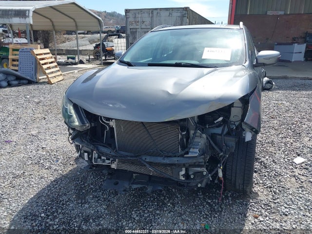 JN1BJ1CR4HW130901 Nissan Rogue Sport Sv