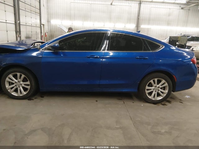 2015 Chrysler 200 Limited მანქანა იყიდება აუქციონზე, vin: 1C3CCCAB0FN646256, აუქციონის ნომერი: 44652344
