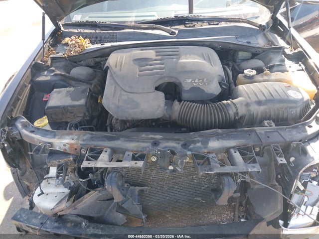 2013 Chrysler 300 Motown მანქანა იყიდება აუქციონზე, vin: 2C3CCARGXDH528015, აუქციონის ნომერი: 44652350