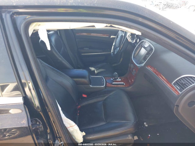 2013 Chrysler 300 Motown მანქანა იყიდება აუქციონზე, vin: 2C3CCARGXDH528015, აუქციონის ნომერი: 44652350
