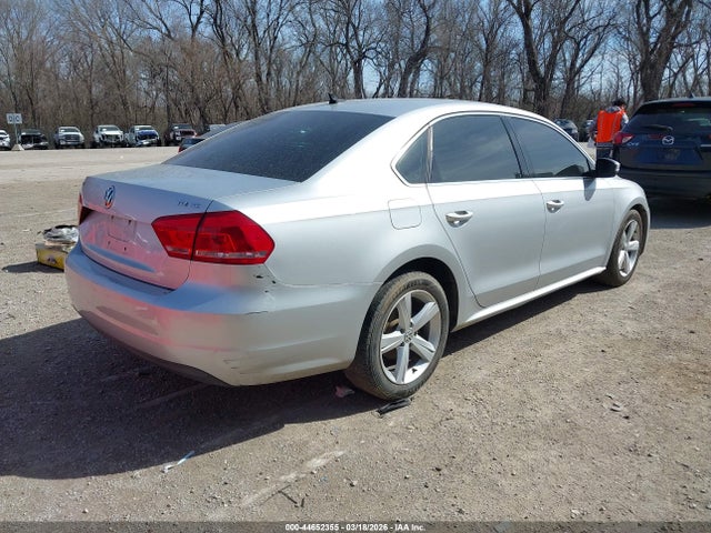2013 VOLKSWAGEN PASSAT 1VWBN7A36DC147291 Photo 3