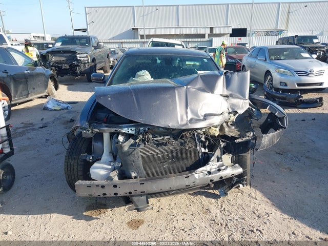 2C3CDXHG0JH157959 Dodge Charger Sxt Plus Rwd