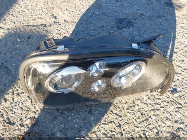 Aukcja sprzedaży 1998 Volkswagen Golf Gl, vin: 3VWFB81H5WM200690, numer aukcji: 44652363