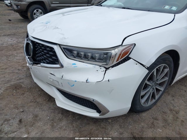 Продажа на аукционе авто 2020 Acura Tlx Standard, vin: 19UUB1F30LA006013, номер лота: 44652376