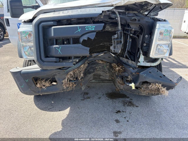 Ford F-450 Chassis Xl 2014 1FDUF4GY1EEB18020 Image 15