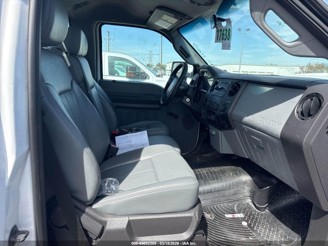 Ford F-450 Chassis Xl 2014 1FDUF4GY1EEB18020 Image 5
