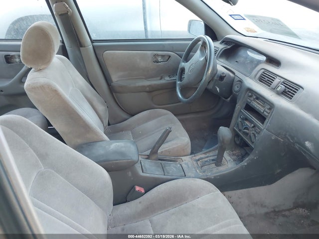 1998 TOYOTA CAMRY 4T1BG22K3WU366868 Photo 4