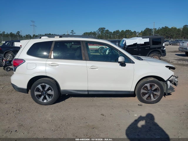 Aukcja sprzedaży 2017 Subaru Forester 2.5i Premium, vin: JF2SJAEC2HH408335, numer aukcji: 44652406