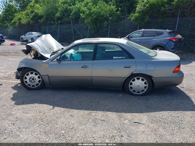 1997 Lexus Es 300 მანქანა იყიდება აუქციონზე, vin: JT8BF22GXV0043537, აუქციონის ნომერი: 44652436