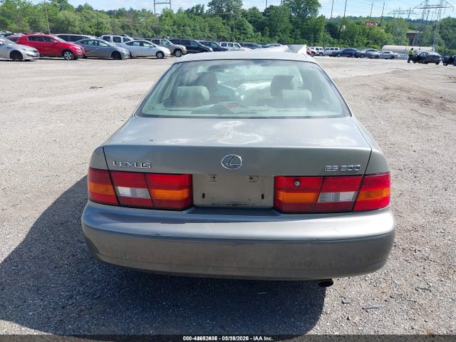 1997 Lexus Es 300 მანქანა იყიდება აუქციონზე, vin: JT8BF22GXV0043537, აუქციონის ნომერი: 44652436