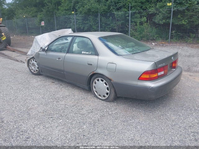 1997 Lexus Es 300 მანქანა იყიდება აუქციონზე, vin: JT8BF22GXV0043537, აუქციონის ნომერი: 44652436