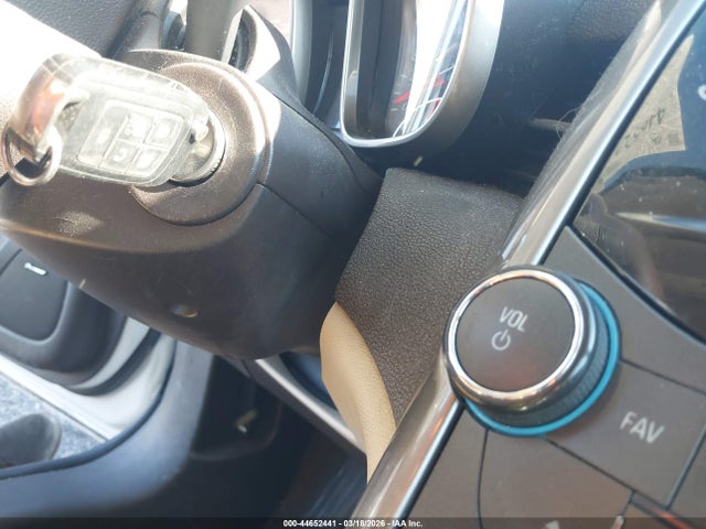 44652441 :رقم المزاد ، 1G11F5RR1DF103781 vin ، 2013 Chevrolet Malibu Eco Premium Audio مزاد بيع