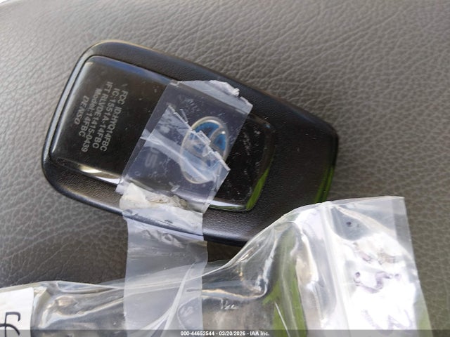 JTDKARFU1H3539435 Toyota Prius Three