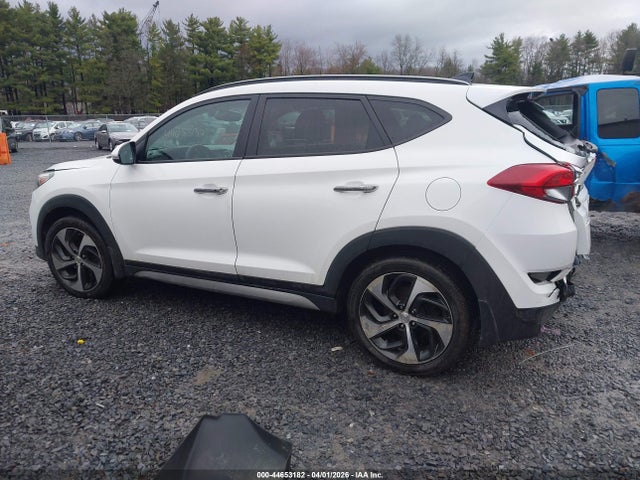 2017 HYUNDAI TUCSON KM8J3CA20HU280175 Photo 2