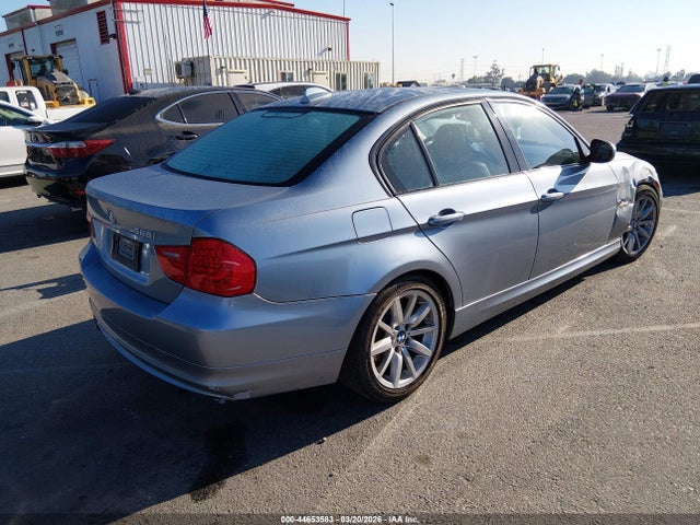 44653583 :رقم المزاد ، WBAPH5G53BNM72248 vin ، 2011 Bmw 328i مزاد بيع